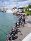Angler am Schwarzen Meer in Sotschi